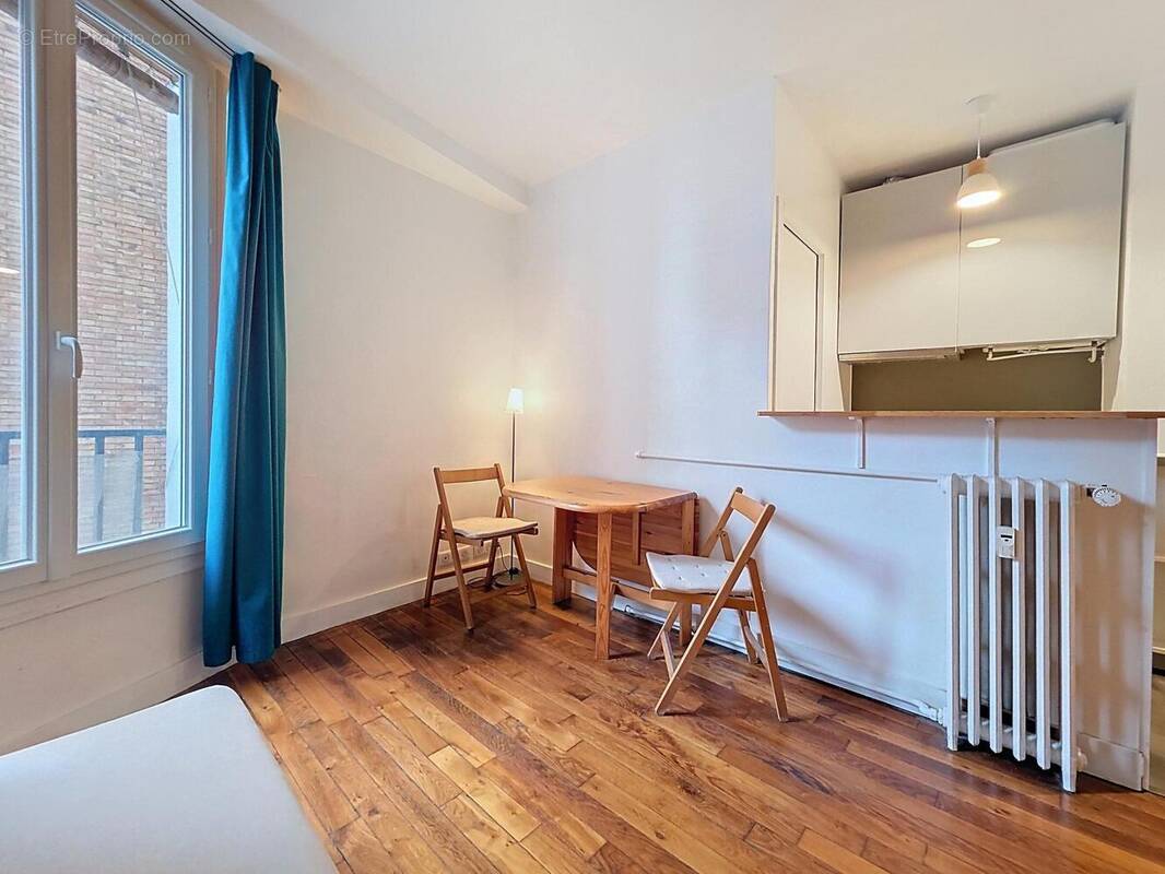 Photo 1 - Appartement à PARIS-20E