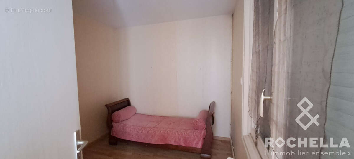 bureau ou chambre rdc - Maison à ROCHEFORT