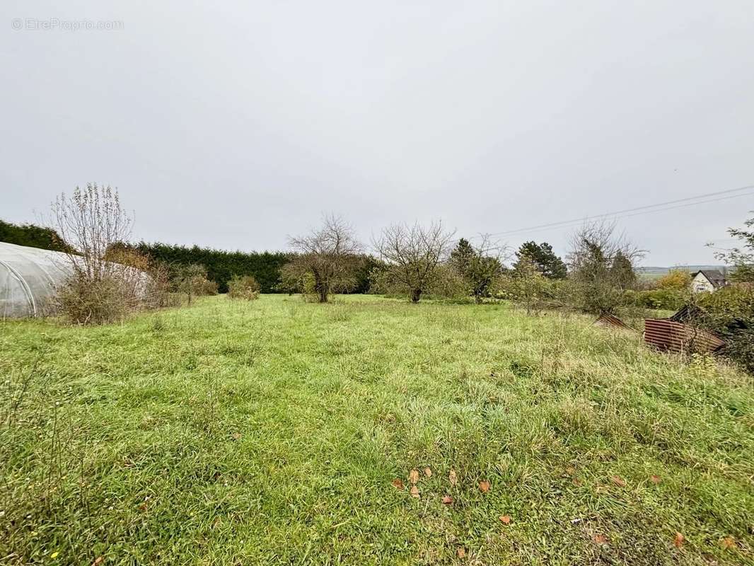 Maison à LES RUES-DES-VIGNES