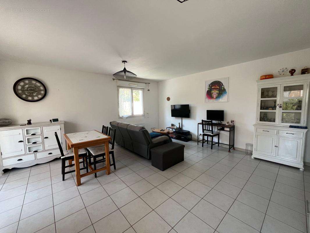 Appartement 3 pièces 70 m² avec terrasse, grand jardin et garage - photo 16