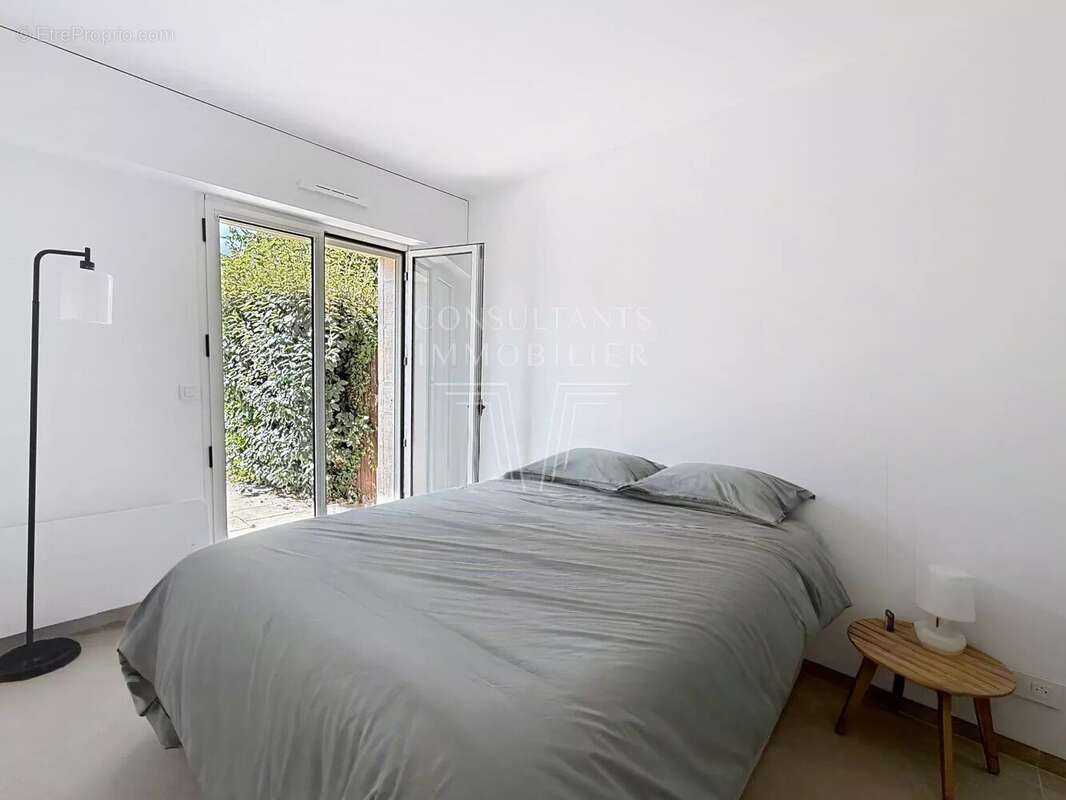 Deauville  bel appartement deux pièces avec jardin - photo 5