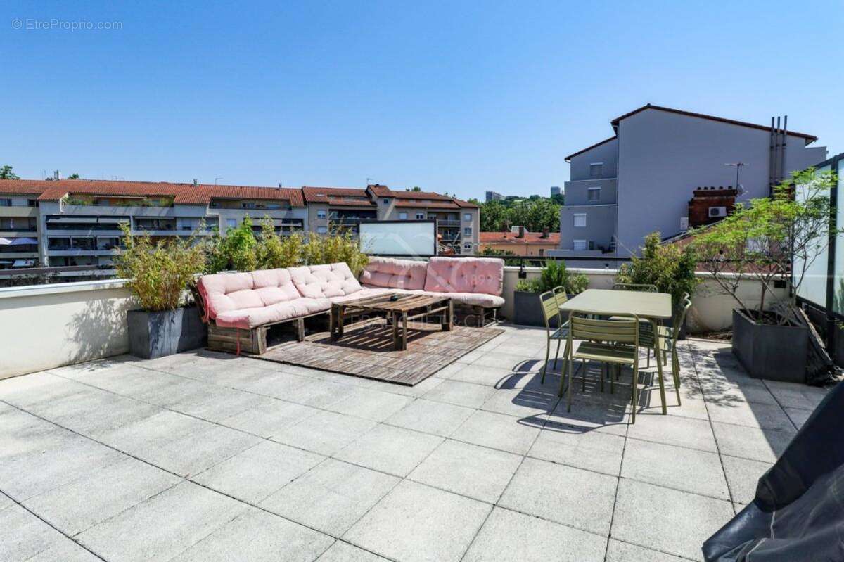 Appartement à LYON-9E