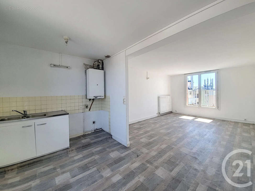 Appartement à MELUN