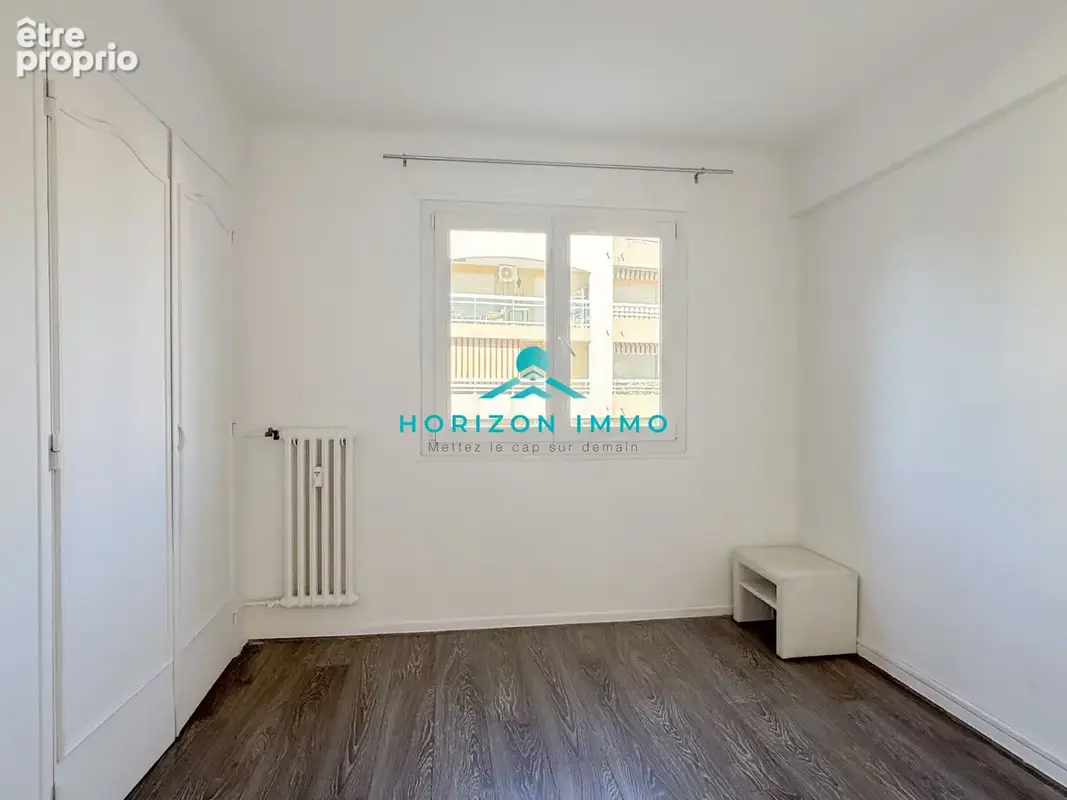 Appartement 3 pièces 56 m² à vendre à Saint-Laurent-Du-Var (06700) - photo 5