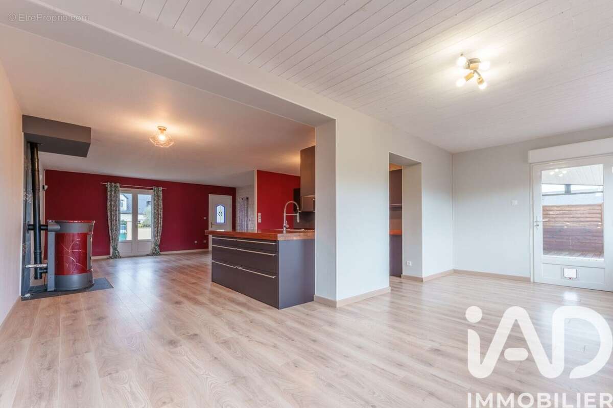 Maison 132 m² à Semblancay  - photo 2