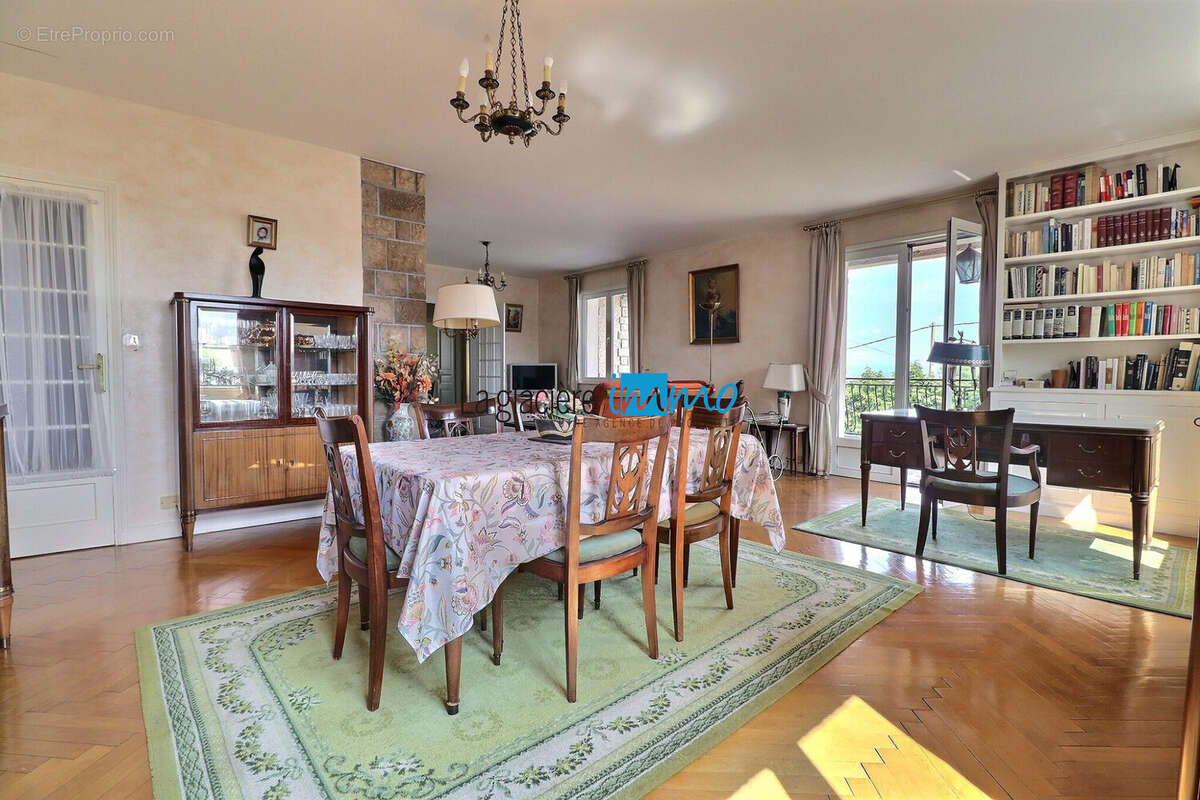 Maison à CLERMONT-FERRAND