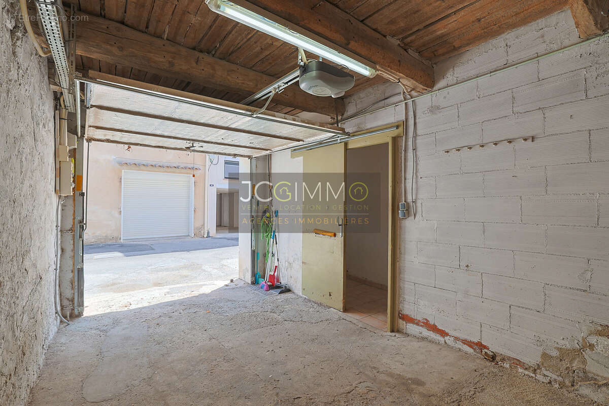 Maison de village 130m2 (T4 + Garage) - photo 8