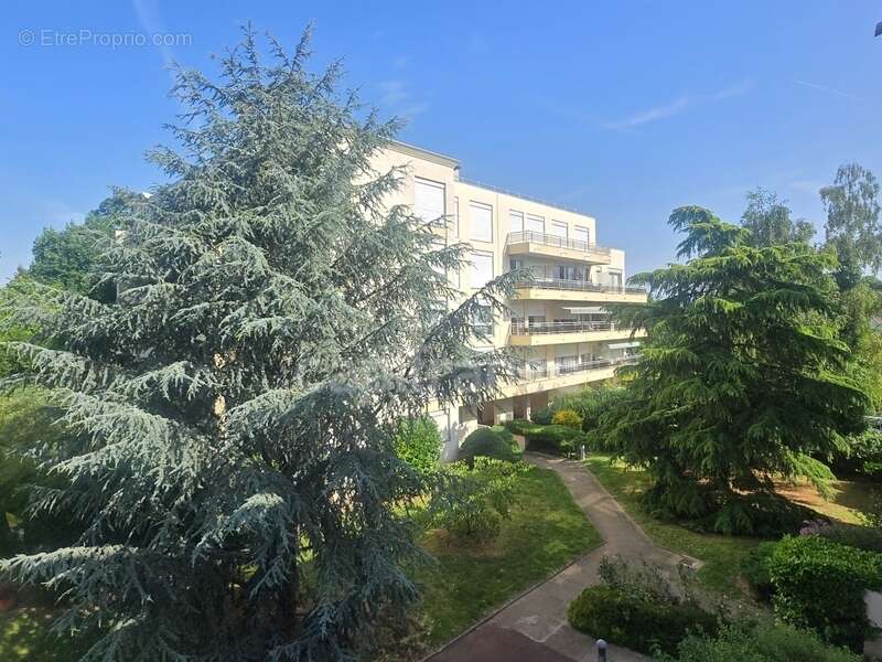 Appartement à SAINT-GRATIEN