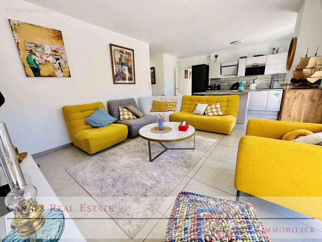 Appartement à FREJUS