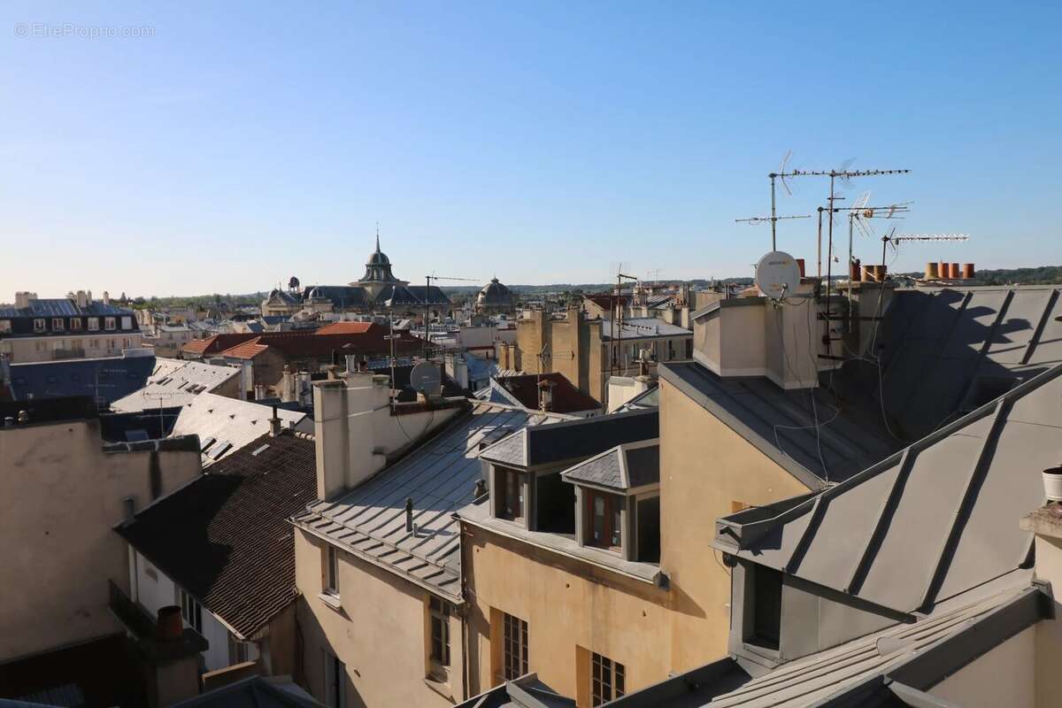 Appartement à VERSAILLES