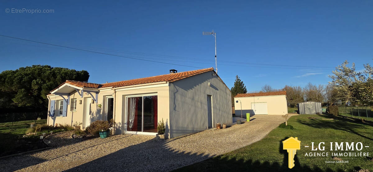 Maison à SAINT-FORT-SUR-GIRONDE