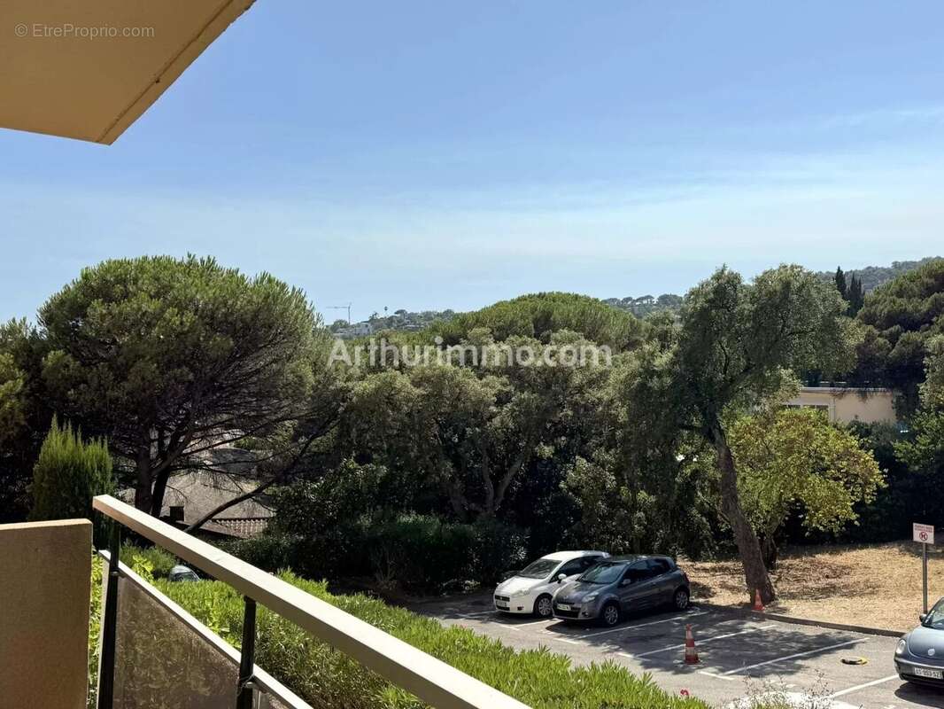 Sainte maxime - t3 rénové : - photo 2