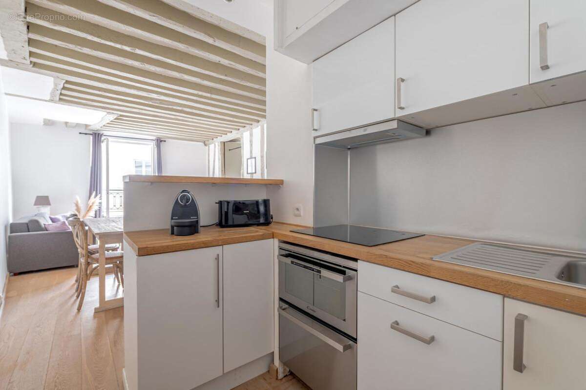 Appartement à PARIS