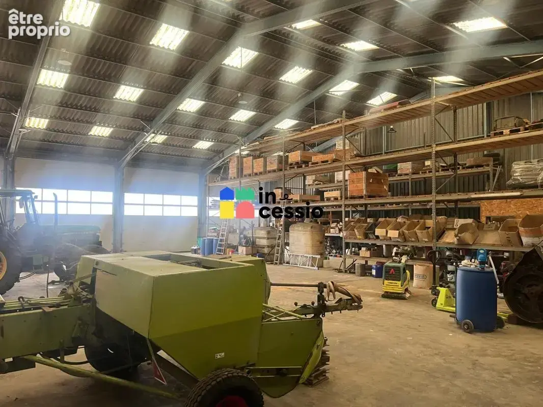 RARE – Ensemble immobilier d'activité de 787,5 m² sur prè - photo 16