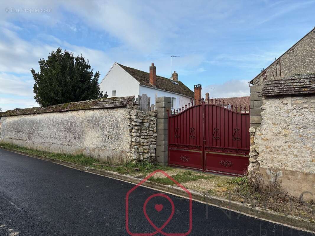 Jolie maison en pierres - photo 16