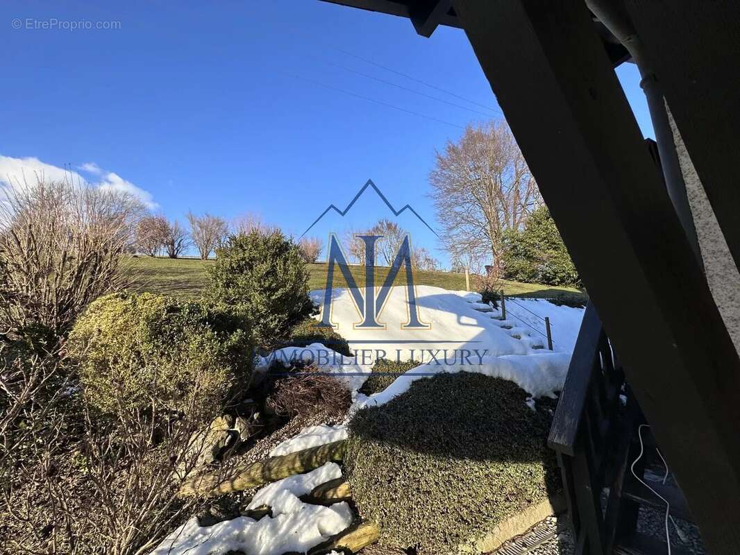 Maison à CHATILLON-SUR-CLUSES