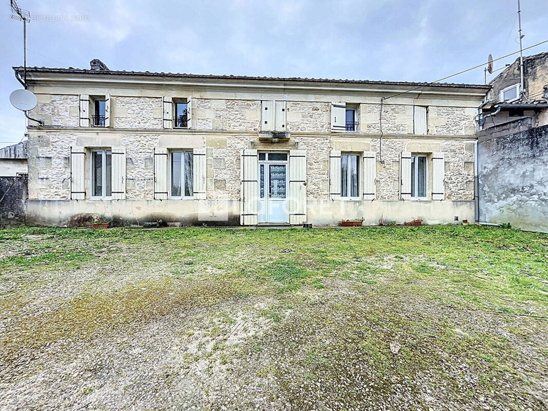 Maison à BLAYE