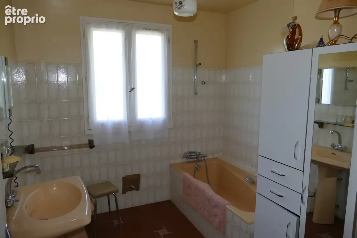 Maison plain-pied avec jardin, sous-sol, garage, 2 chambres - photo 13