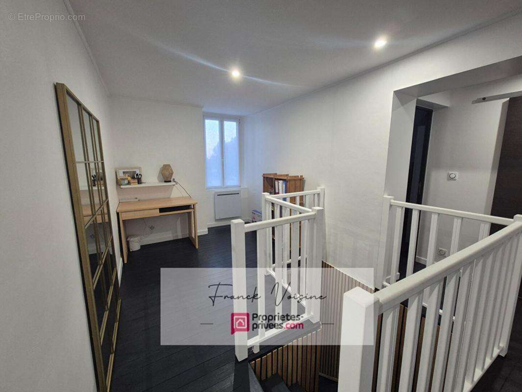 Maison de bourg A VENDRE à Saint Prouant avec 3 chambres sur un terrain de 880 m2 env - photo 11