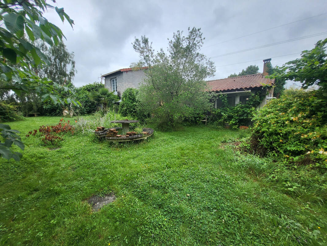 Maison à FONTENILLES