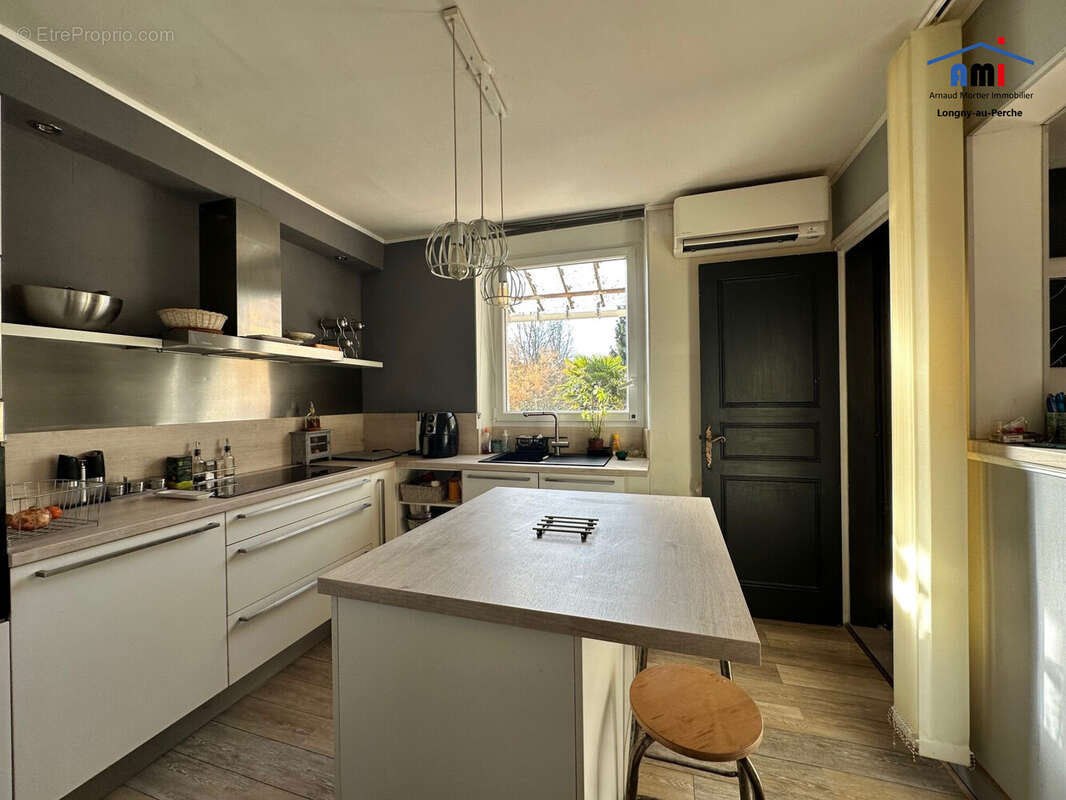 Maison à LONGNY-AU-PERCHE