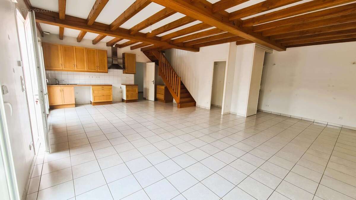 Maison à SAFFRE