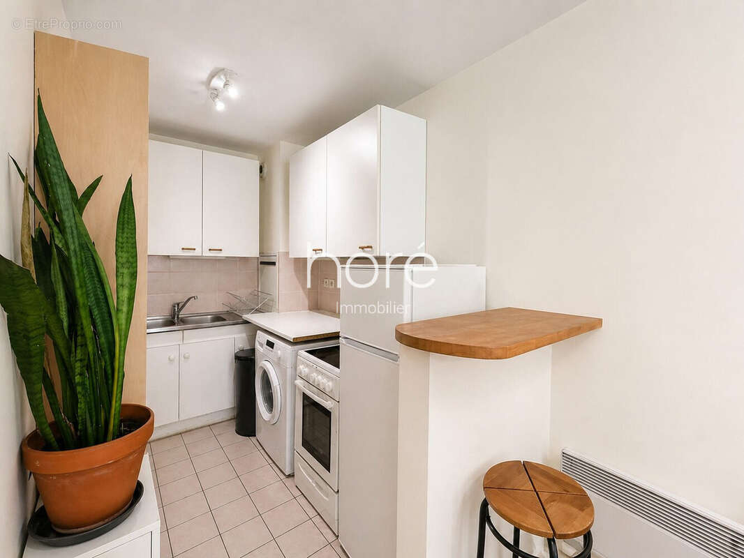 Appartement à PARIS-20E