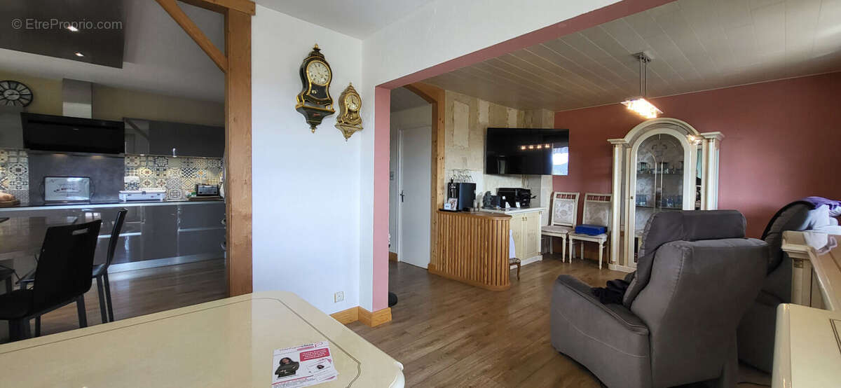 Maison à SAINT-GORGON-MAIN