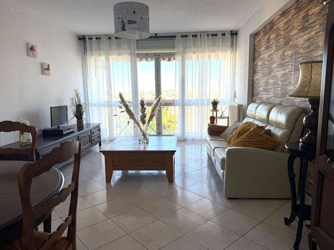 Appartement à MARSEILLE-14E