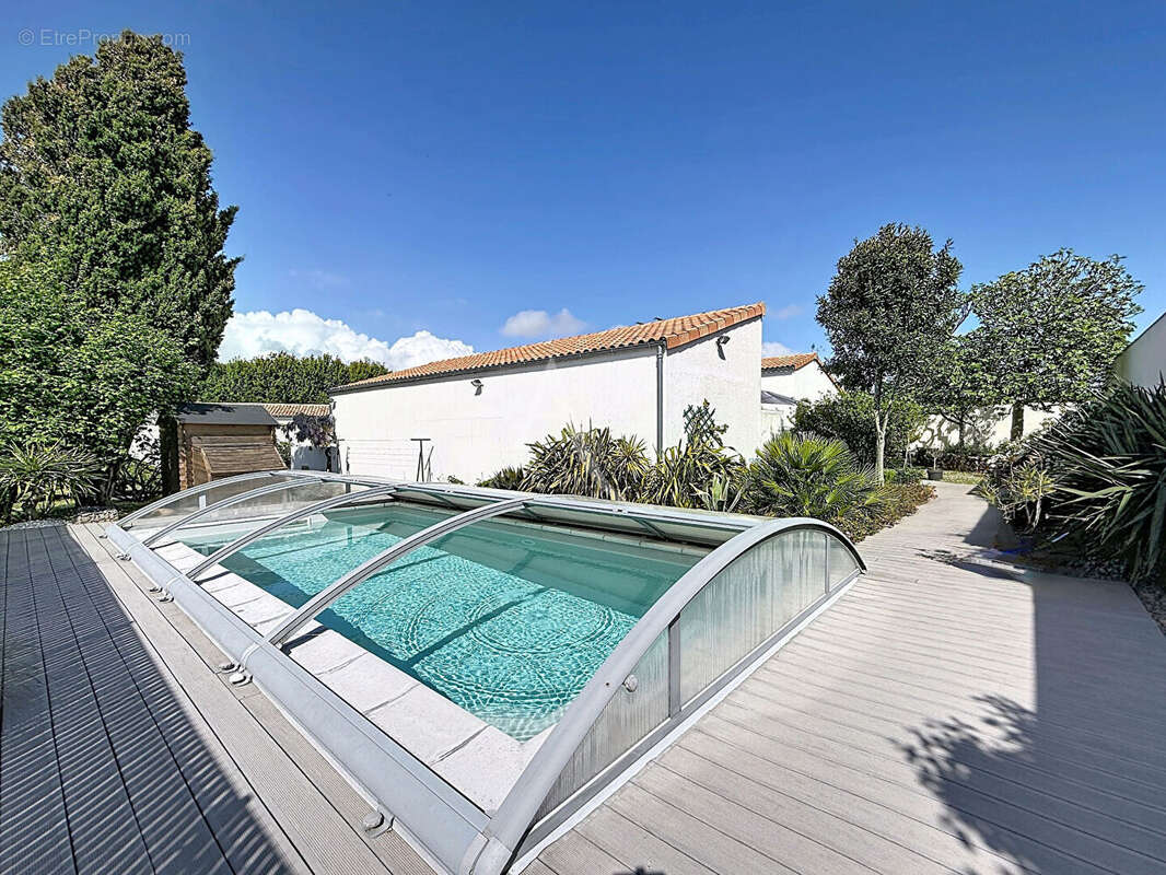 Maison à SALLES-SUR-MER