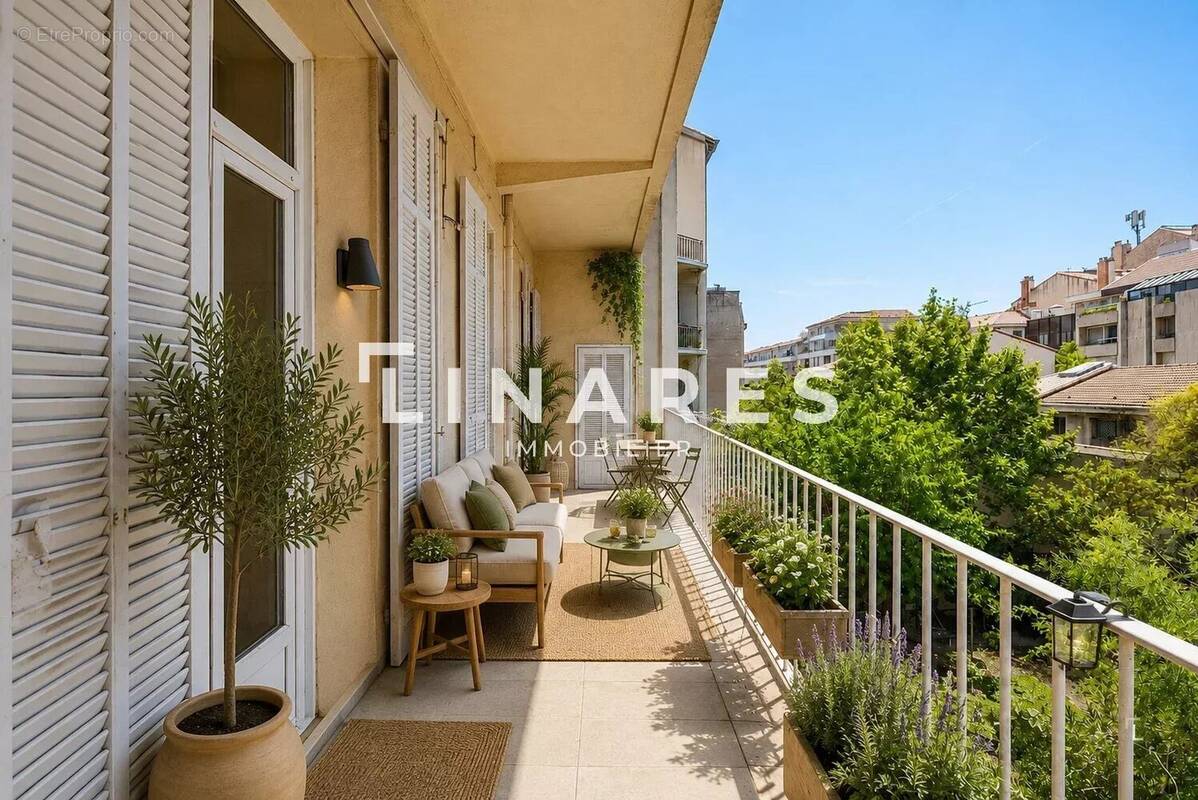 Appartement à MARSEILLE-8E
