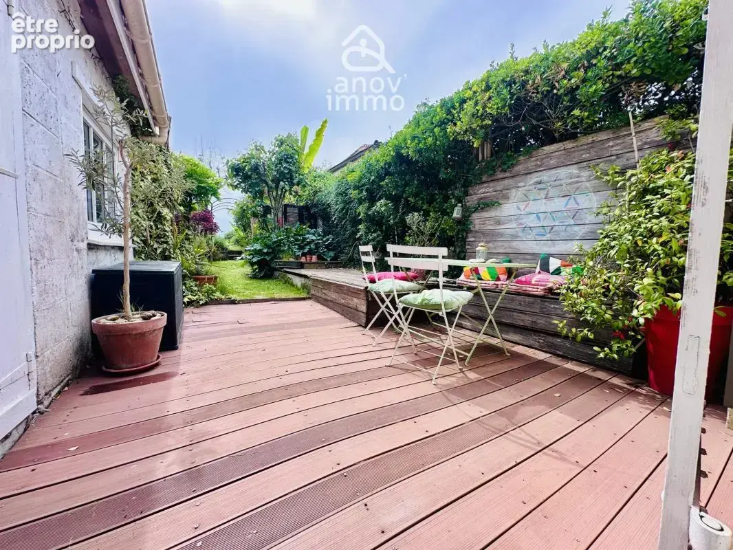 Maison de charme avec jardin intime, terrasse et atelier   E - photo 18