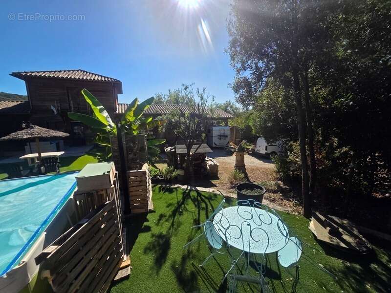 Maison à DURFORT-ET-SAINT-MARTIN-DE-SOSSENAC