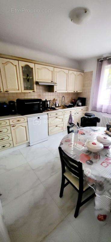 Maison à VIRY-CHATILLON