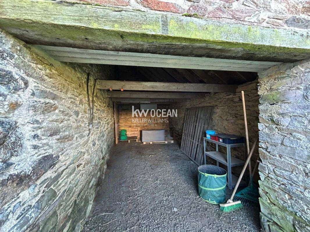 Maison à SAINT-URBAIN