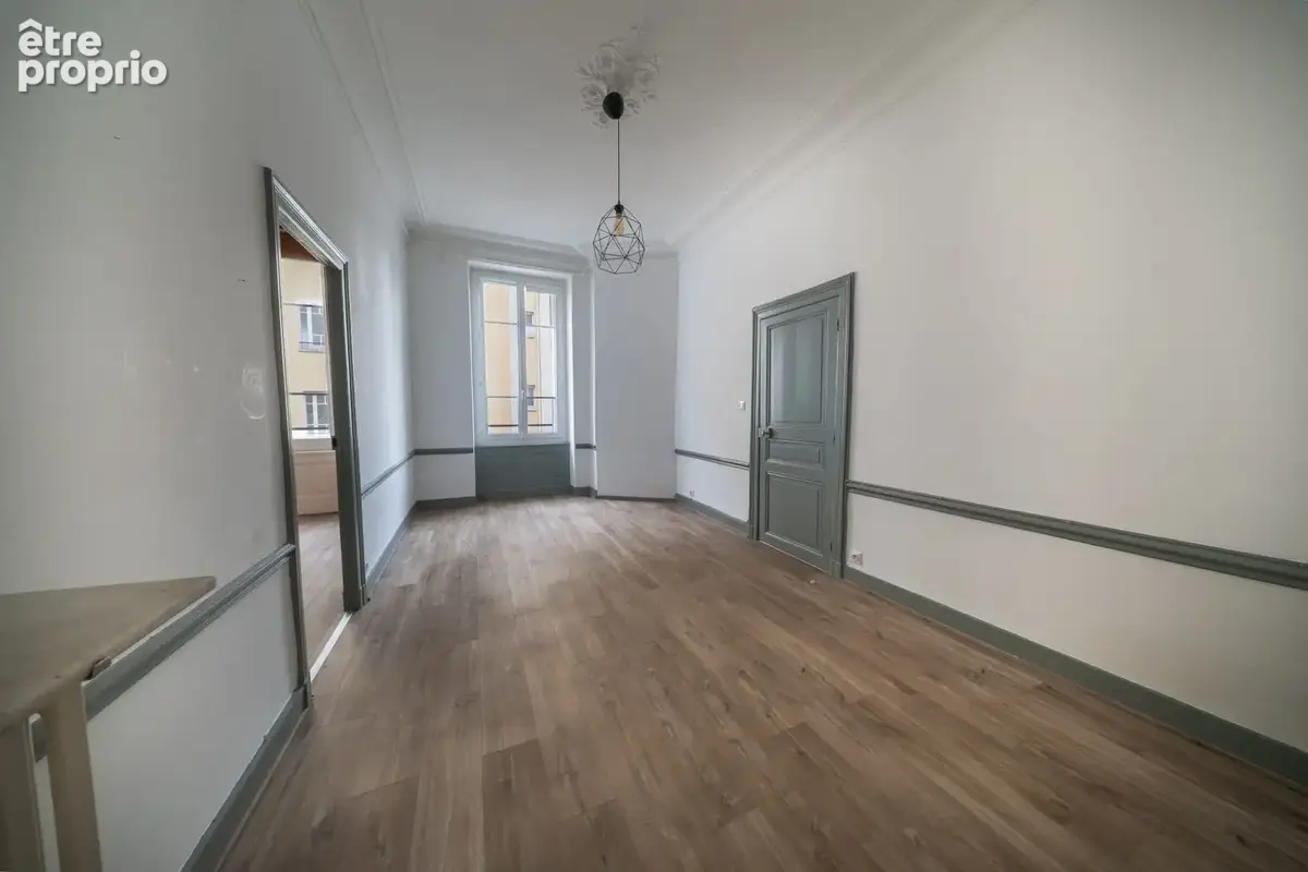 Appartement 4 pièces 96 m² à vendre à Clermont-Ferrand (63000) - photo 7