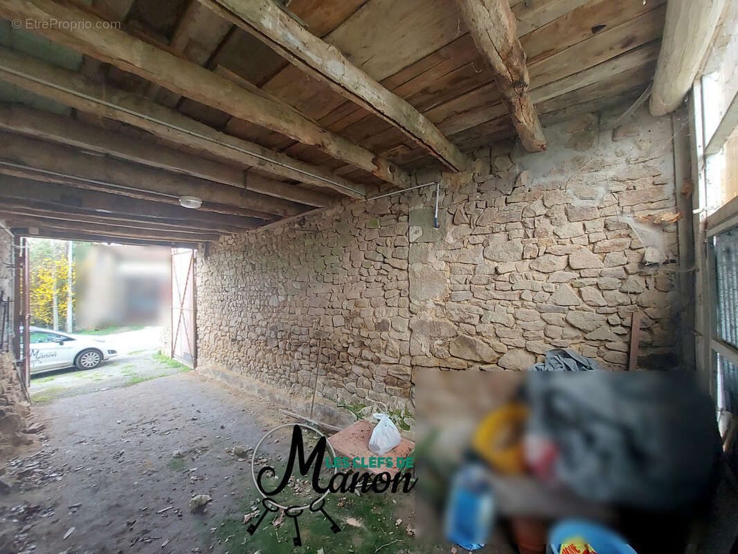 Maison à CHATEAUPONSAC