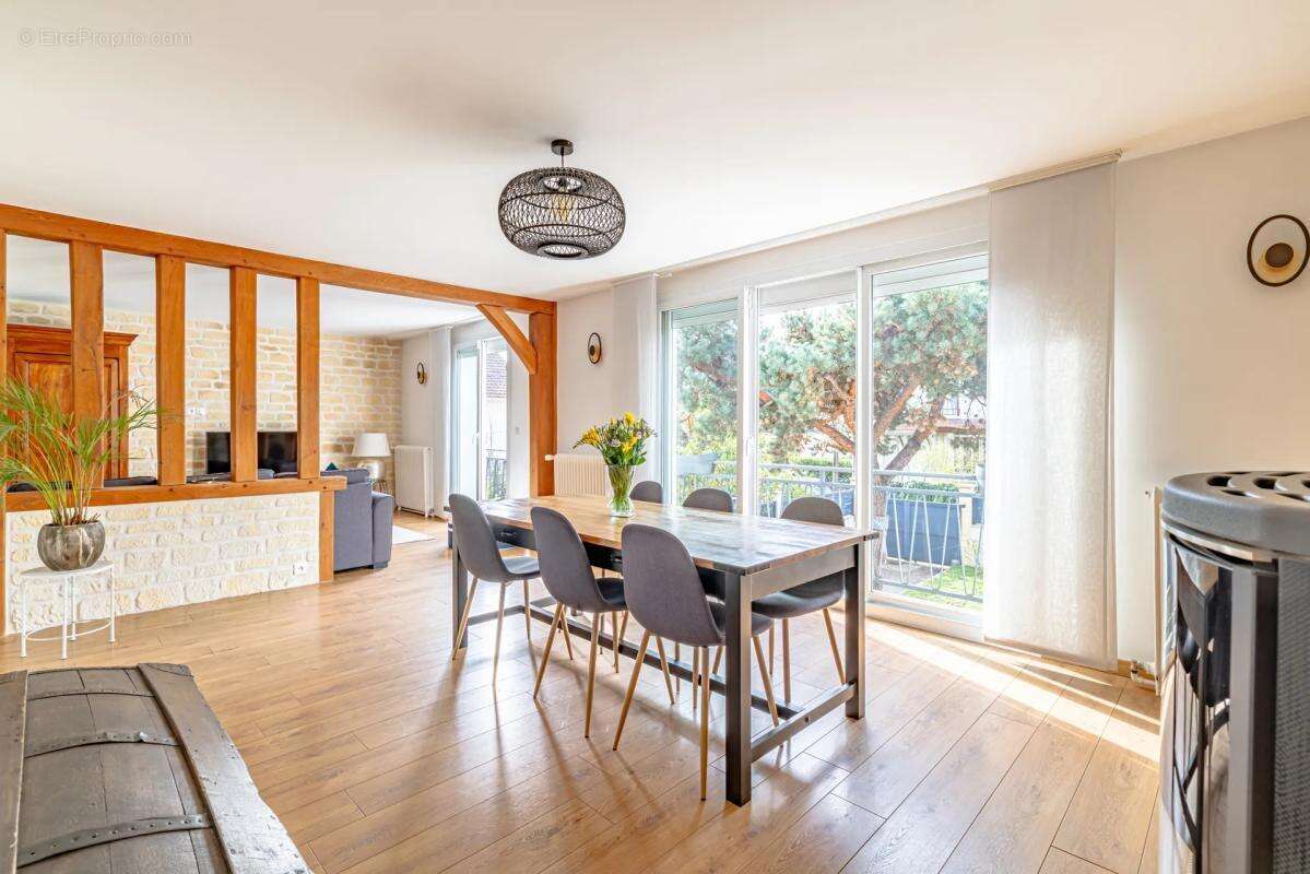 Maison à SOISY-SOUS-MONTMORENCY