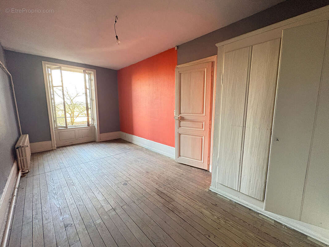 Appartement à BRUYERES