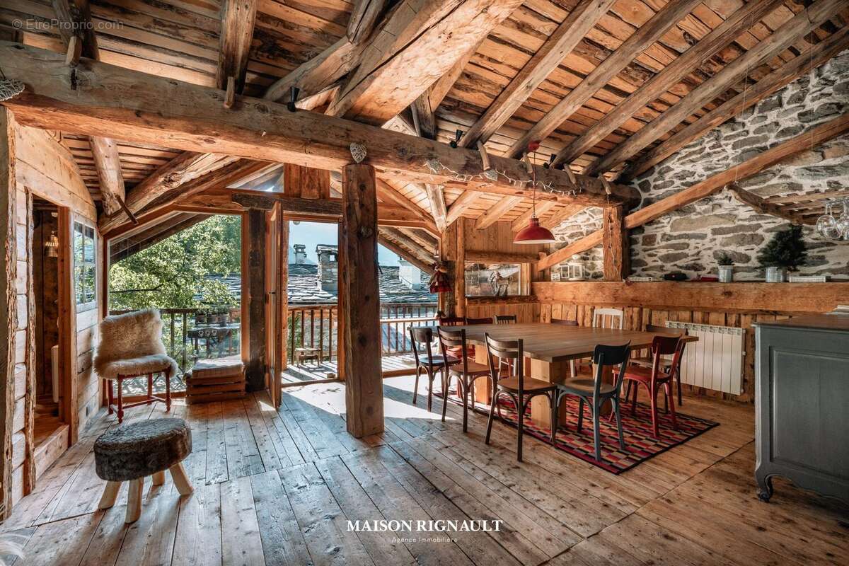 Maison à MONTVALEZAN