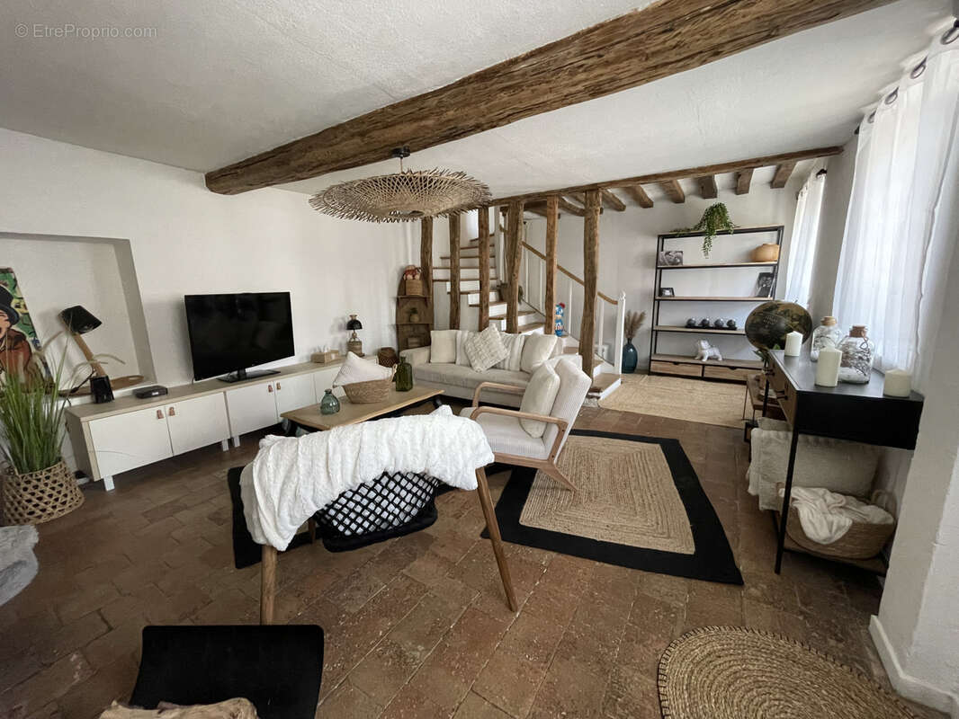 Maison à LA VILLENEUVE-EN-CHEVRIE
