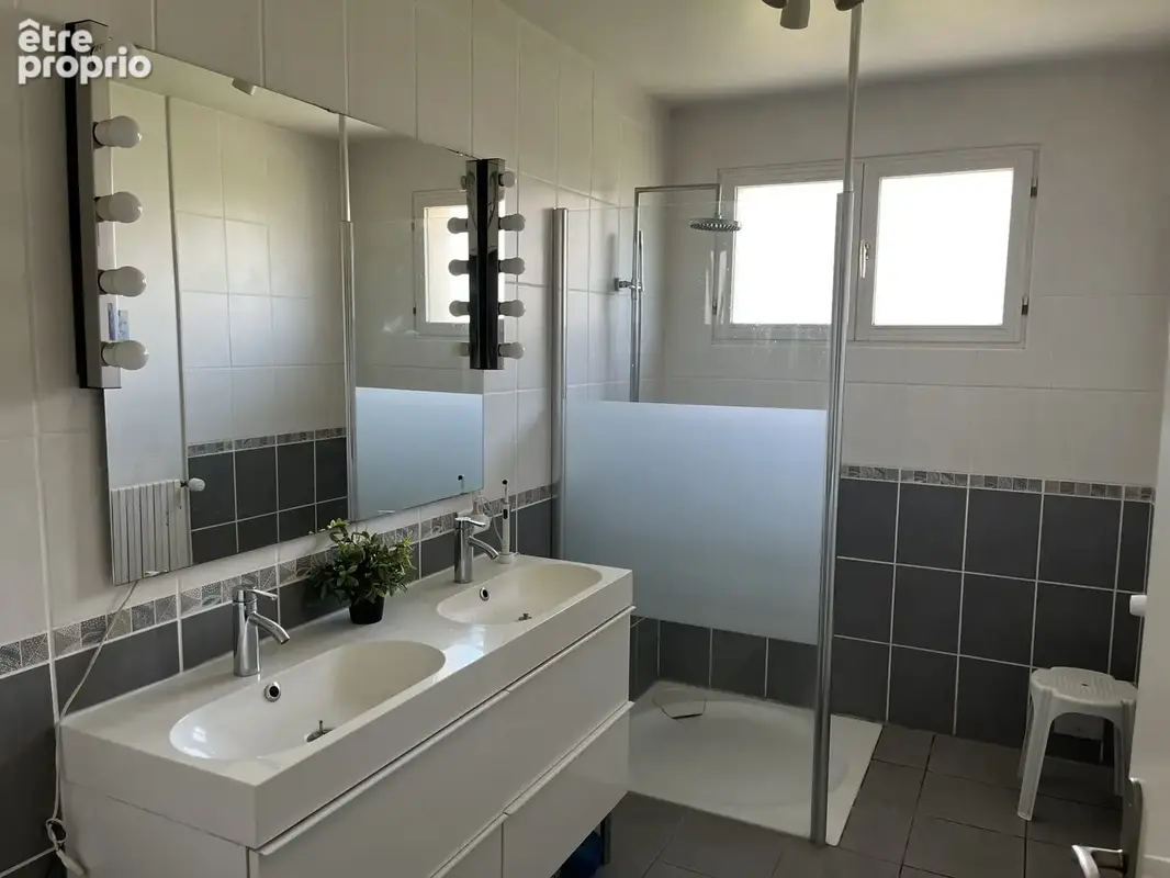 Maison 141 m² à Tavaux  - photo 3