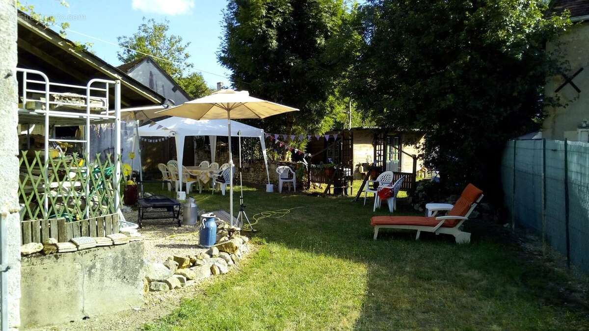Grande maison familiale avec possibilité de revenus - photo 14