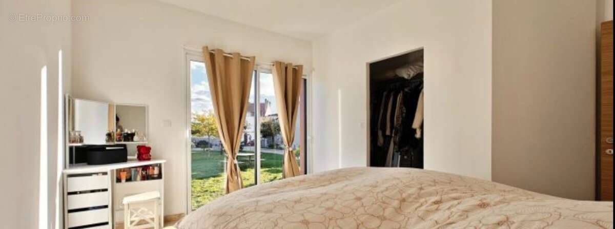 Maison à vendre 4 pièces LEZOUX (63) - photo 8