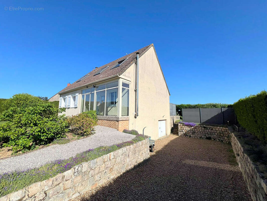 Maison Chaumont En Vexin 6 pièce(s) 136 m² + sous sol total - photo 8