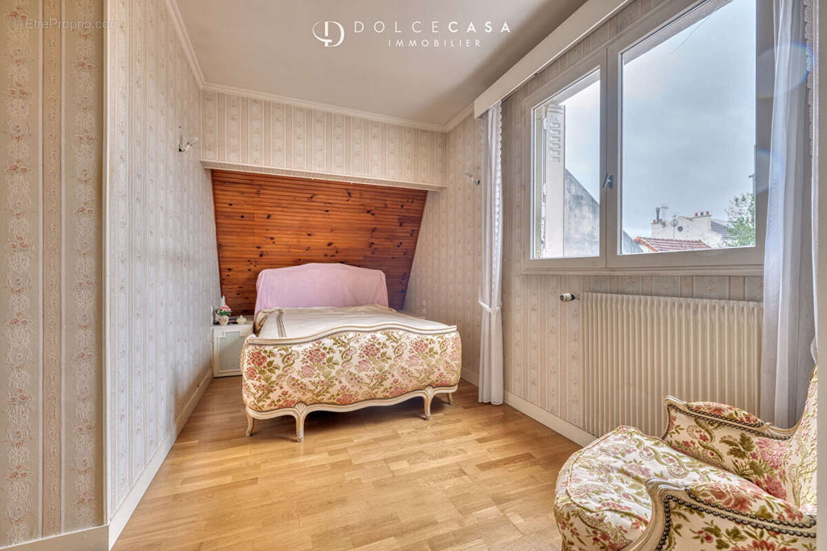 Maison à LE PERREUX-SUR-MARNE