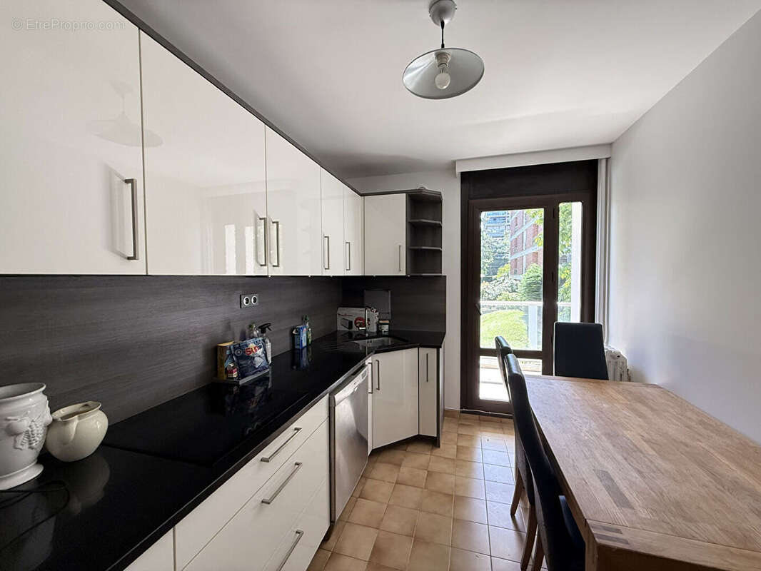 Appartement à JOUY-EN-JOSAS