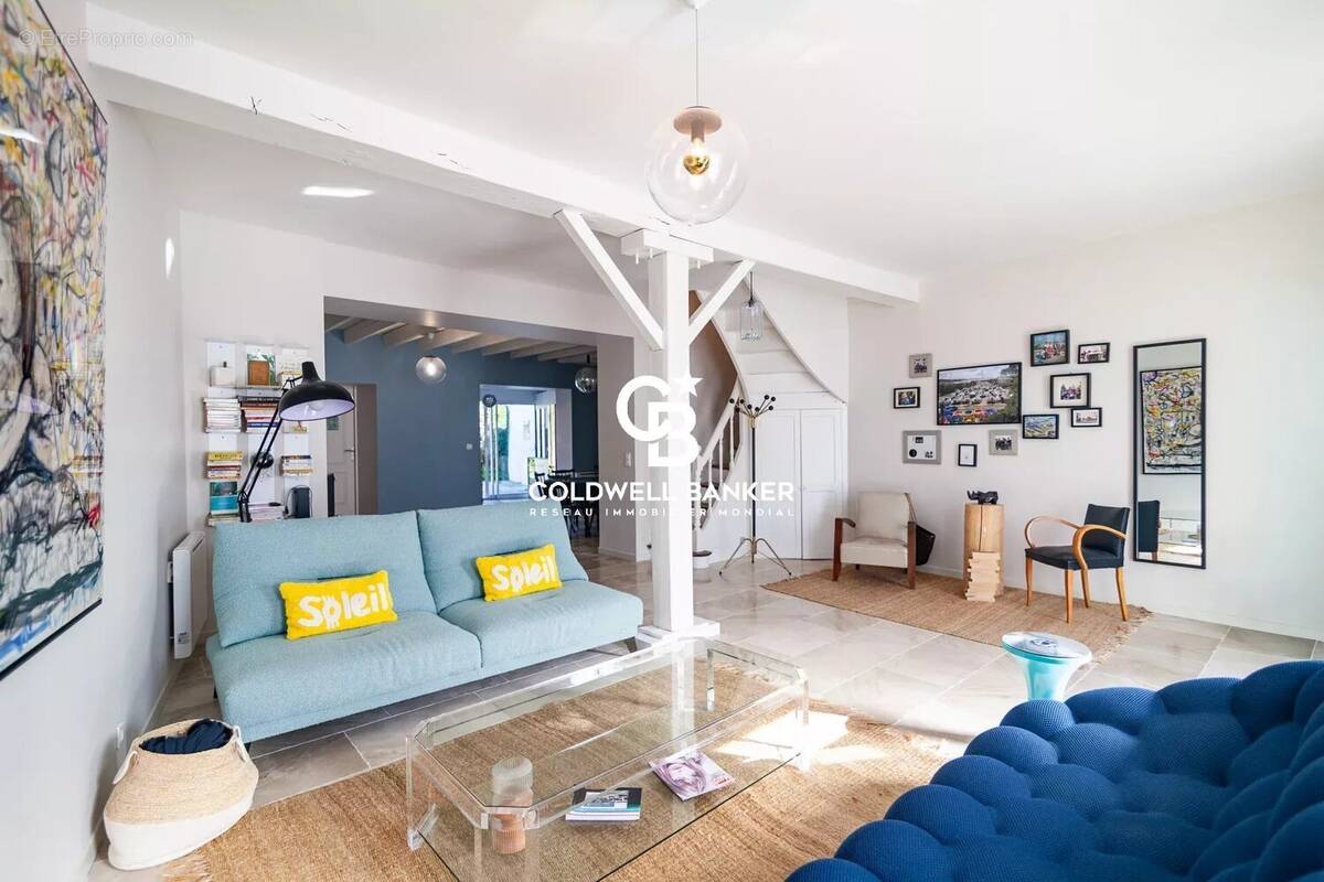 Maison à LA TURBALLE