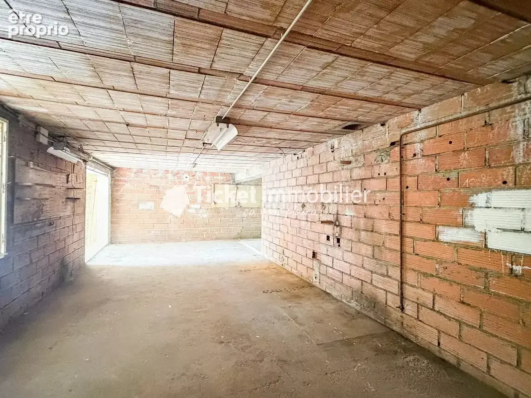 Appartement à aménager 61m2 type loft en u, plein sud, jardin privatif de 100m2, pibrac centre, à 200m de la gare, possibilité d - photo 1