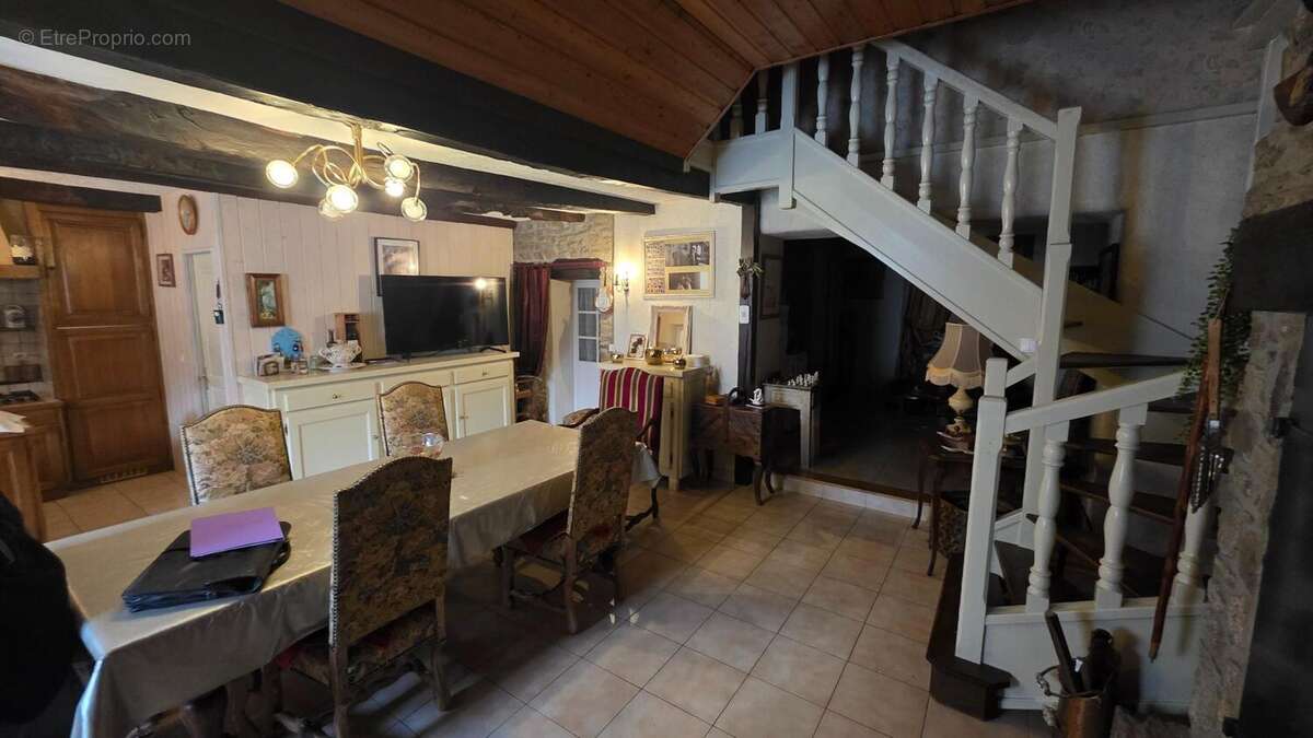 Photo 5 - Maison à LE TRONCHET